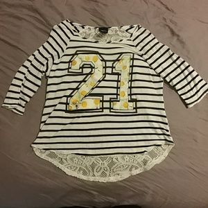 Rue 21 shirt